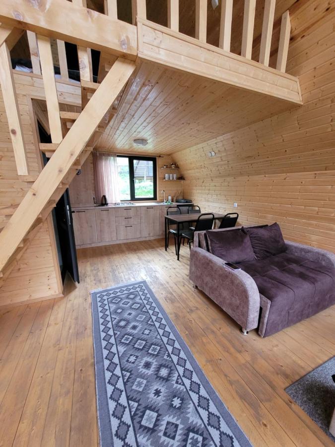 Pine Chalet Kazbegi Exterior photo